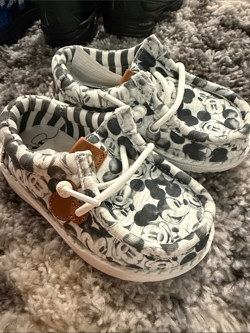 Toddler Mickey Mouse Canvas Slip-On Hey Dude Shoes - Black & White